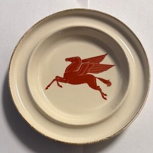 Vintage 1950-60’s Mobil Oil Pegasus Ceramic Ashtray